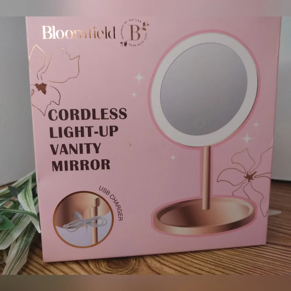 Cordless Light-Up Vanity Mirror - Gold